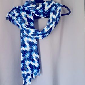 Calvin Klein light weight summer scarf
